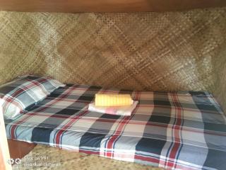Adrianas Place Bungalow Guesthouse - 9