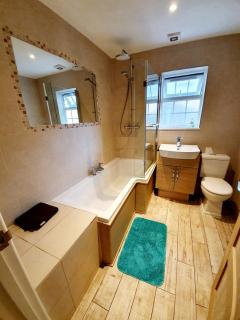 Beautiful 3 Bedroom House at the Sea Front - Amazing Location - Southend-on-Sea - 1