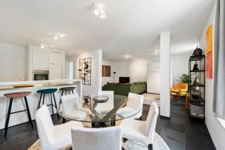 Classy Apartment in City Center with Large Balcony - 3