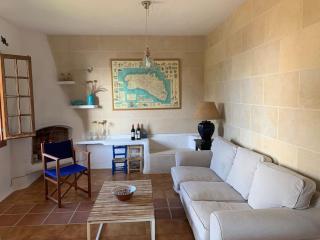 Casa con jardin ,vistas al mar y atardecer en Playas de Fornells - 3