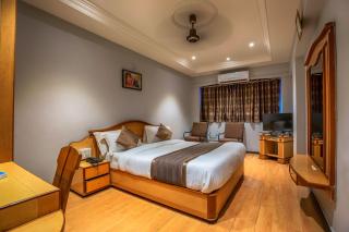 Hotel JMC Group - Rajkot - 0