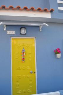 Yellow Door - Gafanha da Encarnação - 0