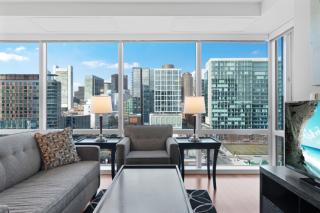 Global Luxury Suites at Boston Seaport - 9
