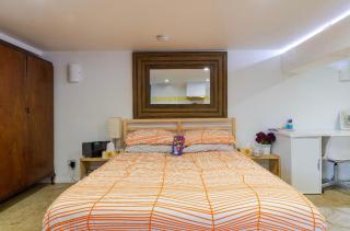 Modern & homely comfort - 9
