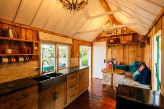 The Settlers Hut - Oneroa - 4