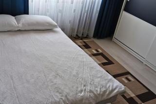 Luxury apartment with two bedrooms and large living room, 100 square meters, city center - Oradea - 5
