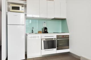 Docklands Private Collection - City Harbour Apartments - 5