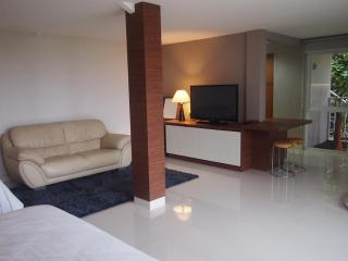 Villa D 14 dago bandung - 2