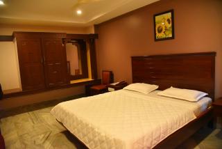 Hotel Subhalakshmi Palace - Kāraikkudi - 8