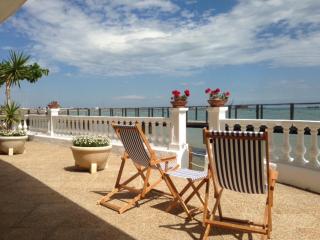 Hotel Restaurant Juanito Platja - 9