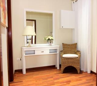 Classbedroom Fira Business Apartment - 2