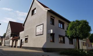 Gästezimmer & Ferienwohnungen Thon - Herbsleben - 1
