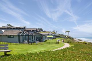 WCH at Wave Crest Resort - 3