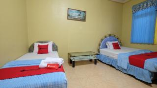 RedDoorz near Mangrove Forest Kupang - Kupang - 1