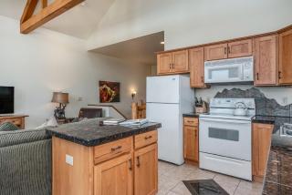 Jackstraw Mountain 32 Condo - 3
