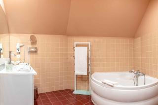 Le Manoir De La Poterie & Spa - 9