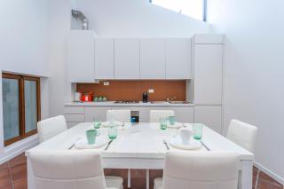 Ricasoli Garden Modern Apartments - Udine - 9