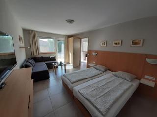 Família Apartmanház - Keszthely - 1
