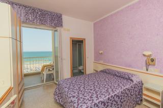 Hotel Astoria - 8