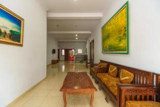 RedDoorz Syariah@Jalan Dr Mansyur Medan - Medan - 7
