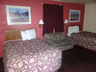 American Inn - Sedalia - 3