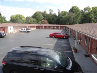 American Inn - Sedalia - 4