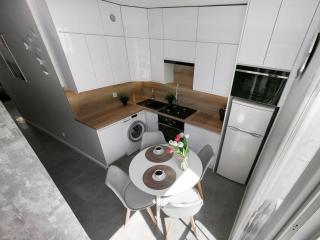 New Apartment - 300 m Town Hall - 3 Rooms - 7 people - 3