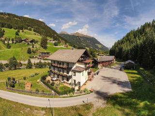Hotel Garni Grünmoos - Sankt Jakob in Defereggen - 0