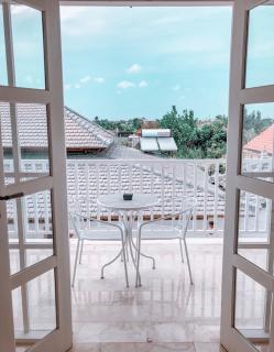 Hikari Guesthouse - Seminyak - 8
