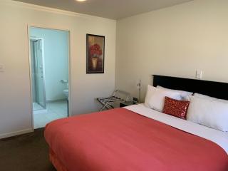 Salerno Motel Apartments - 2