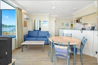 ☆Airliedise☆NO hills☆Kitchen☆5min walk 2 Ferry terminal☆WiFi☆Netflix - Airlie Beach - 1