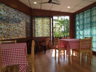 Kevins Bed & Breakfast - 5