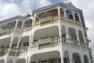 Unit 2 Private Apartment - Roseau - Roseau - 2