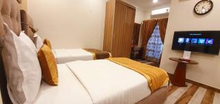 Hayyat Luxury Hotel Apartments - Lahore - 1