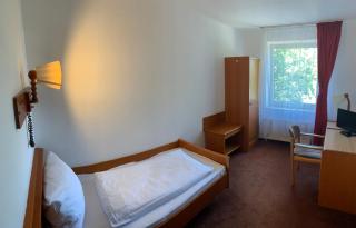 Hotel Rahlstedter Hof - Amburgo - 9