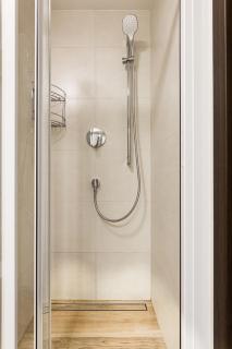 Cozy room at metro station, private bathroom, 9minutes oldtown, 15minutes airport, WiFi - Prague - 1
