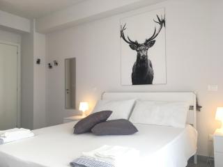 Deer House BnB - 7