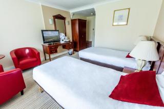 Daresbury Park Hotel & Spa - Daresbury - 1
