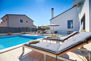 Villa Dolcea - Kaštel - 3