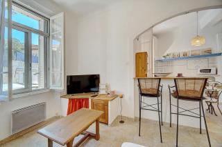 IMMOGROOM - Cosy Apartment - Quiet Place - Provencal style - 6