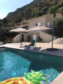 Luxury air-con Villa, heated pool, stunning views, nearby a lively village - 4