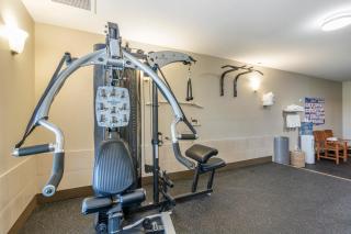 Devonian Hotel and Suites - Fox Creek - 5