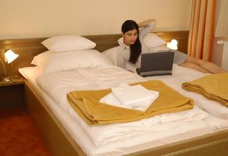 Hotel Bavaria - Abda - 3