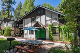 Black Forest Lodge - Big Bear Lake - 5