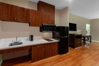 Super 8 by Wyndham Houston Northwest Cypress - Cypress - 2