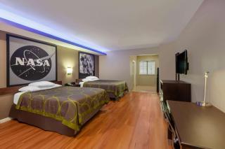 Super 8 by Wyndham Houston Northwest Cypress - Cypress - 1