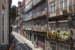 Being Porto Hostel - Porto - 1