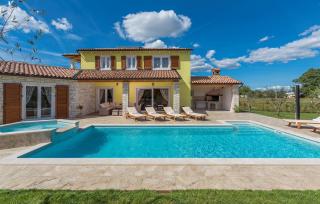 Villa Gardenia with pool - 9
