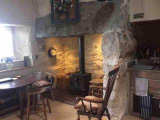 1 Bryn Tirion Uchaf - 3