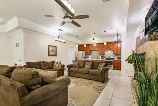 Spacious 4BR City Condo steps from St Charles Ave - 6